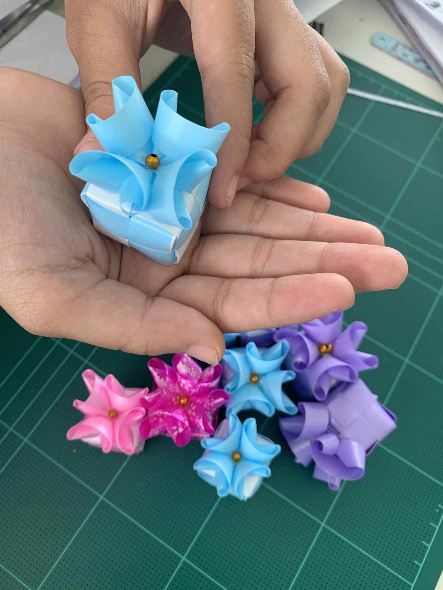 เหรียญโปรยทาน (กล่องของขวัญ)